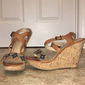 A.N.A. Beaded wedges